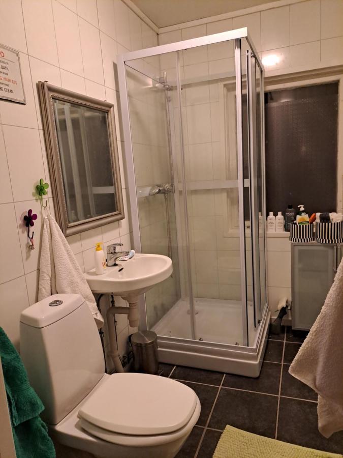 Kule Gule Huset Apartment Svolvær Exterior foto